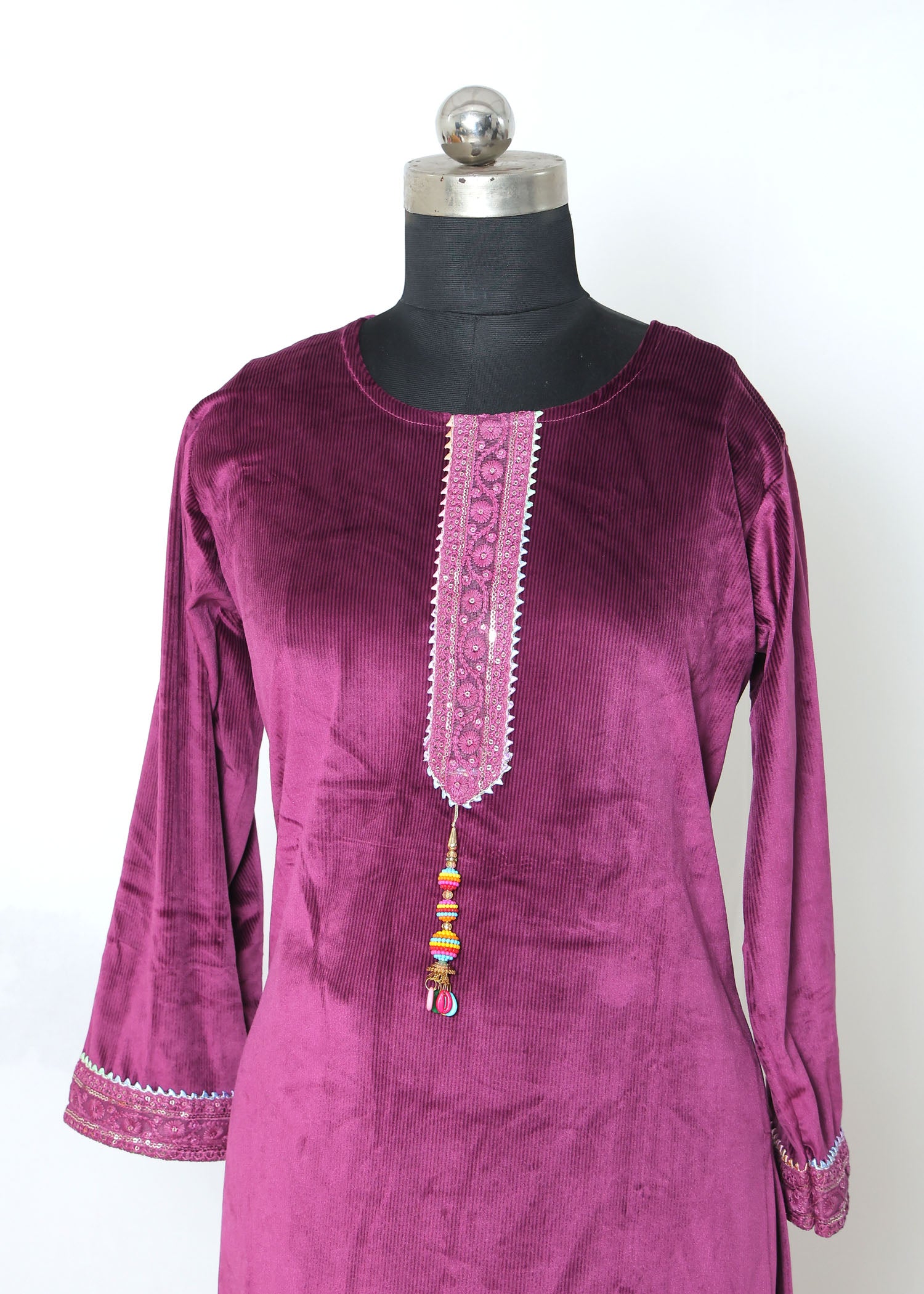 Elegant Magenta Velvet Kurta Set with Dupatta – Festive & Party Wear