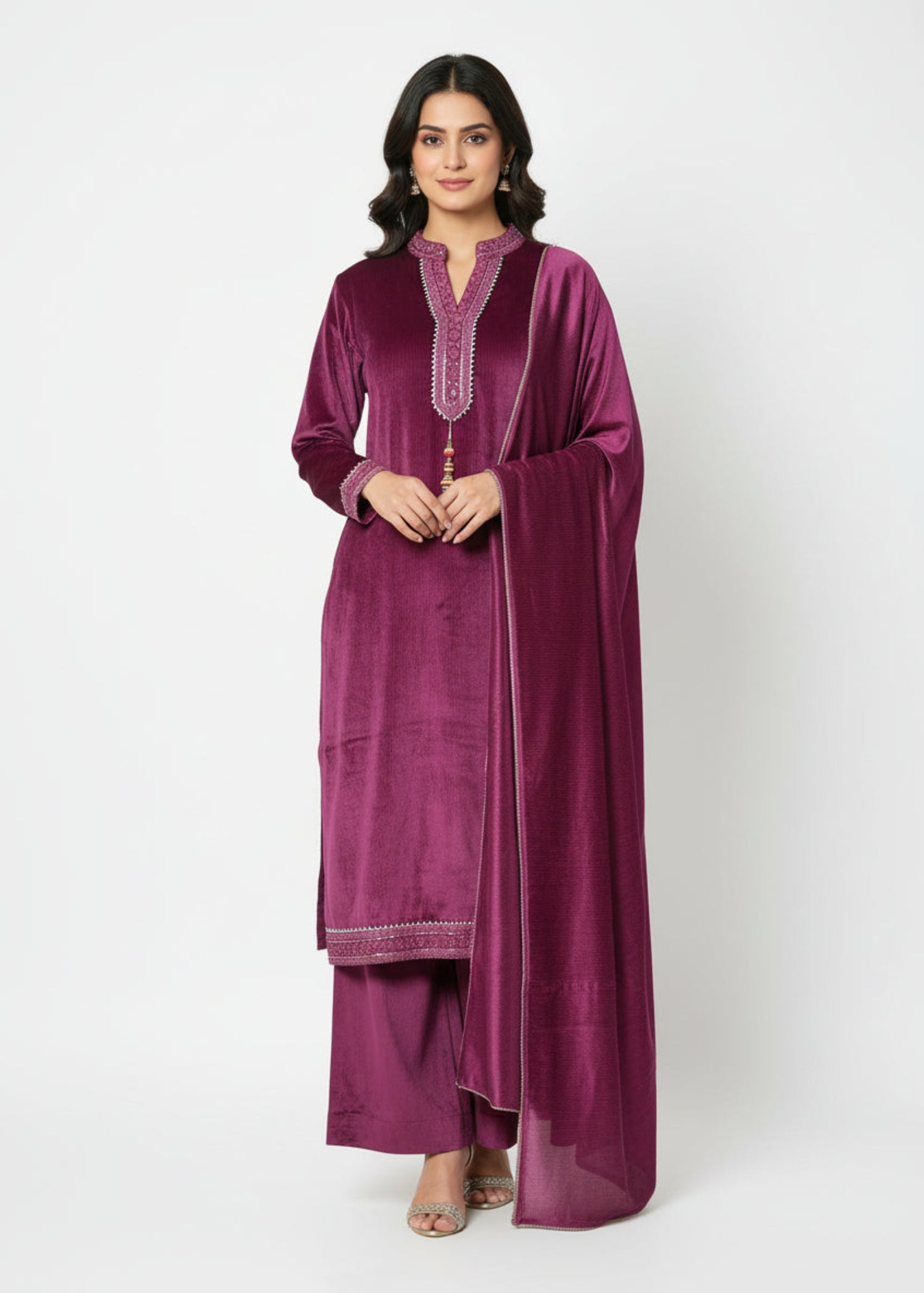 Elegant Magenta Velvet Kurta Set with Dupatta – Festive & Party Wear